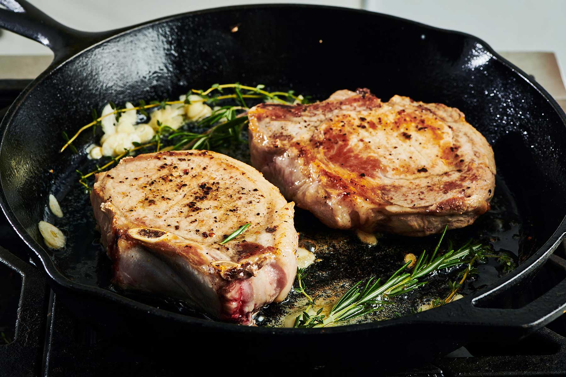 How To Cook Pork Chops On The Stove Recipes Net