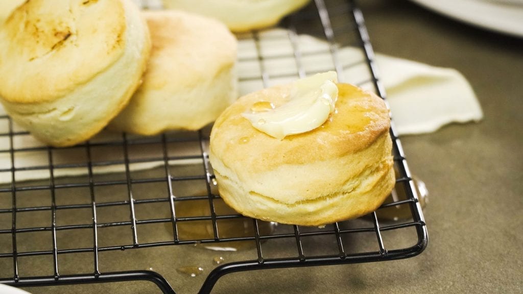 Bob Evans Homemade Butter Biscuits Recipe, 5-ingredient breakfast biscuit recipe