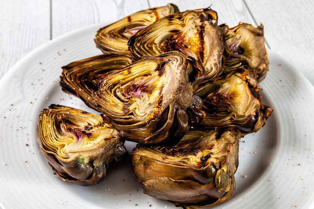 Copycat Cheesecake Factory Fire Roasted Fresh Artichokes Recipe, homemade roasted artichokes, seasoned and grilled artichokes, fire roasted artichokes