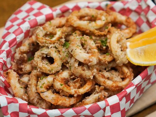 Copycat Olive Garden Crispy Deep Fried Calamari Recipe