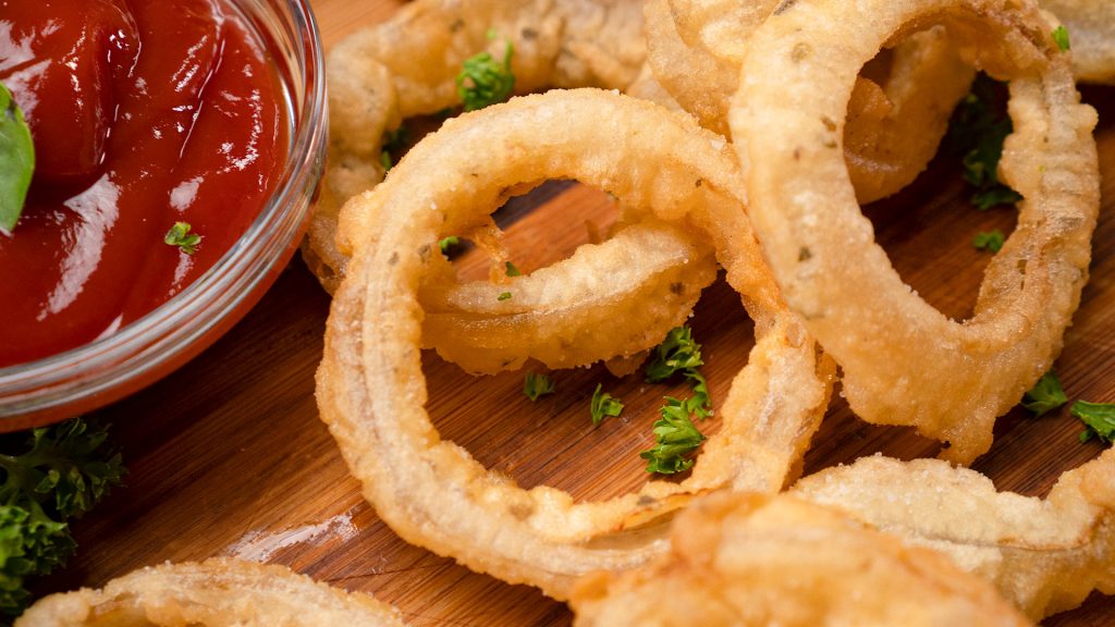 copycat-outback-steakhouse-onion-rings-recipe