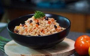 Copycat Taco Bell’s Black Beans And Rice Recipe