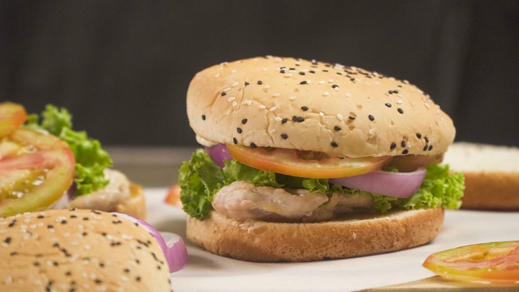 Copycat Wendy's Grilled Chicken Sandwich Recipe - Recipes.net