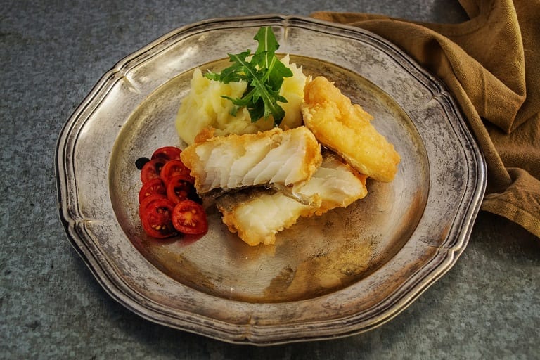 Deep Fried Catfish As Good As Cracker Barrel fish fillet