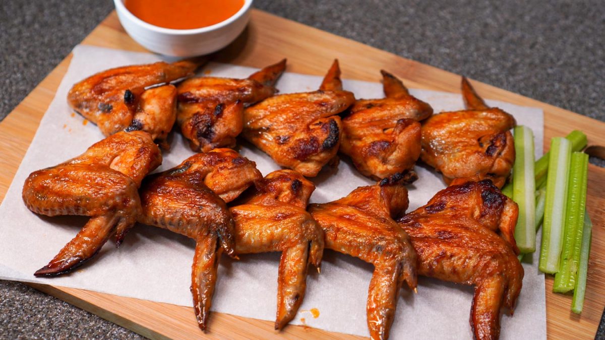 CHICAGO STYLE MILD SAUCE CHICKEN WINGS. Recipe 