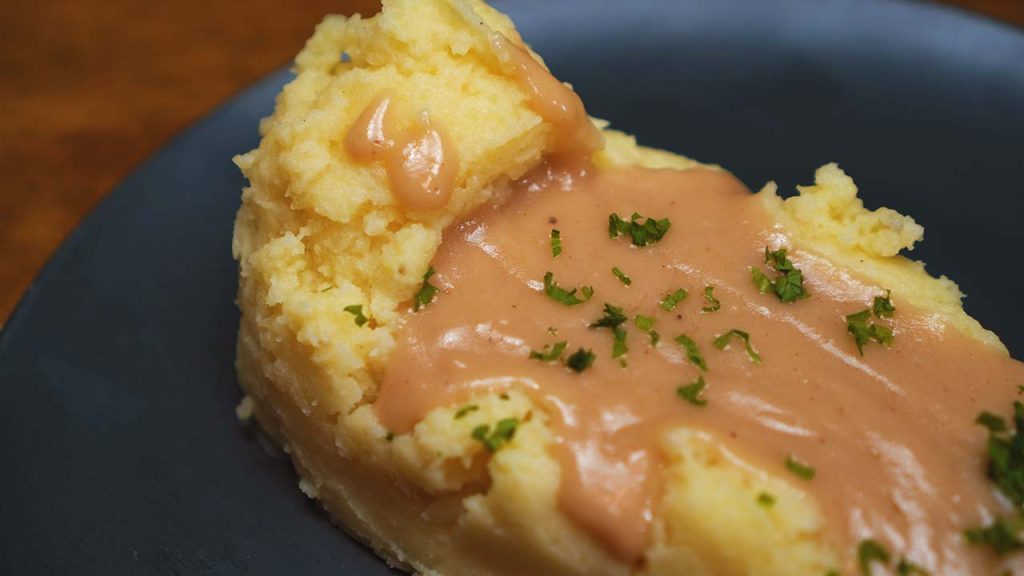 Golden Corral Mashed Potatoes and Gravy Recipe, homemade mashed potatoes with gravy