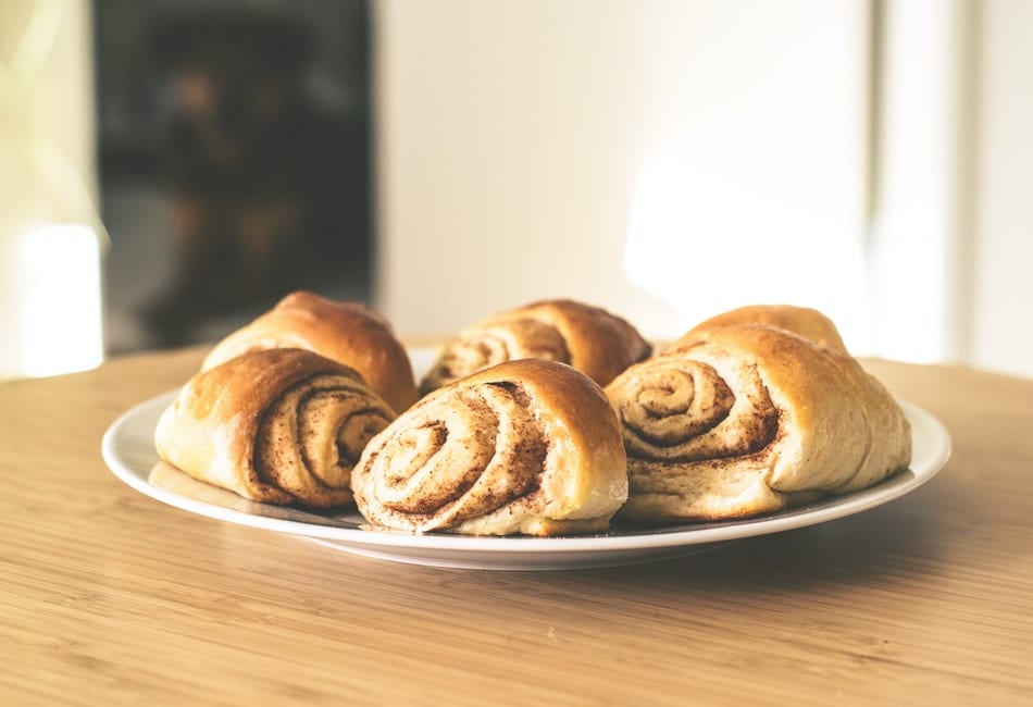 Peanut Butter and Jelly Roll-ups Recipe 