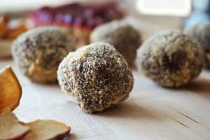 Copycat Bite-sized Cinnamon Balls Recipe