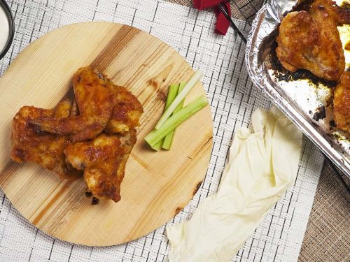 Buffalo Wings with Ranch Dipping Sauce Recipe