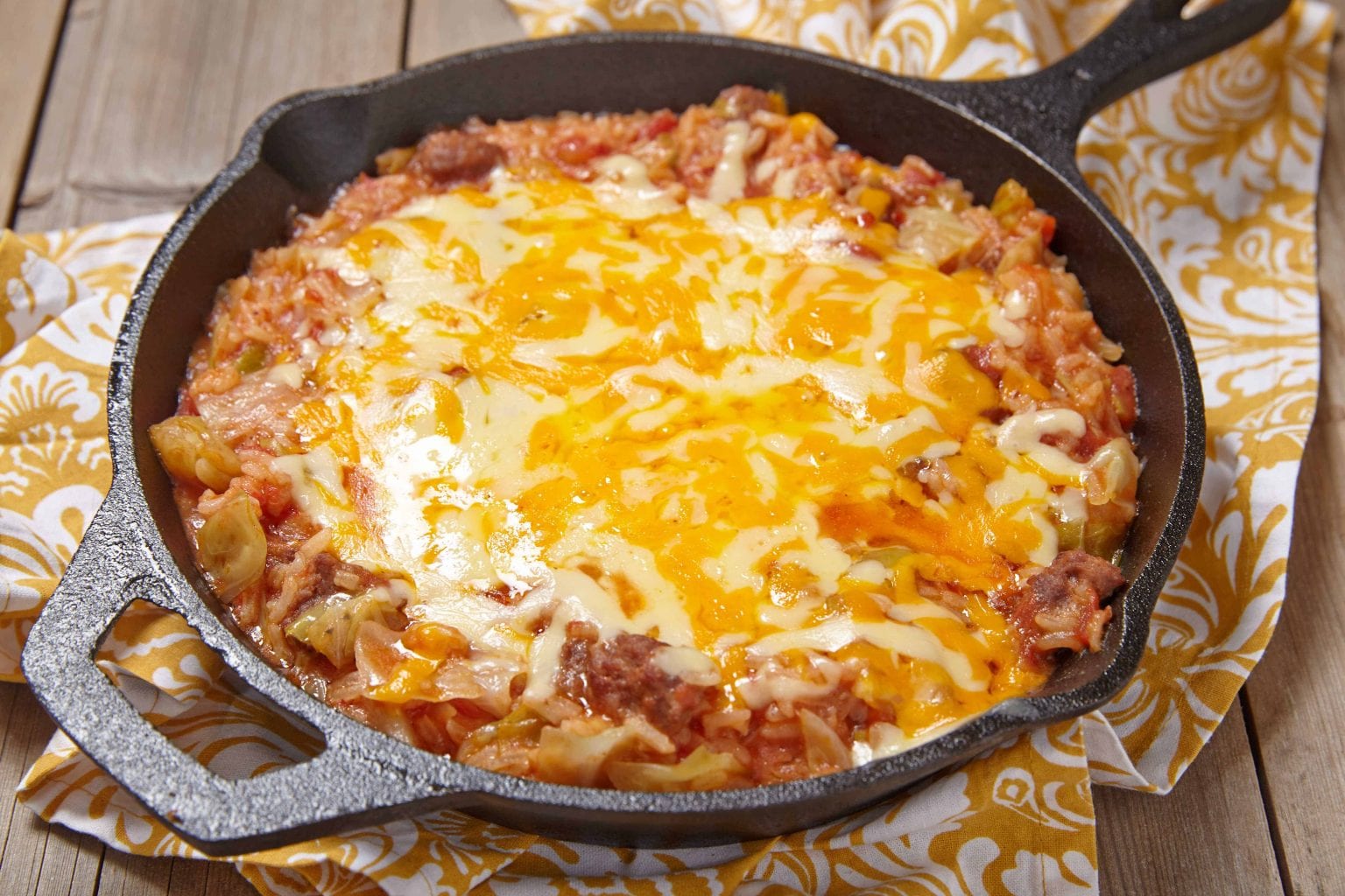 Cheesy Beef Cornbread Skillet Casserole Recipe | Recipes.net