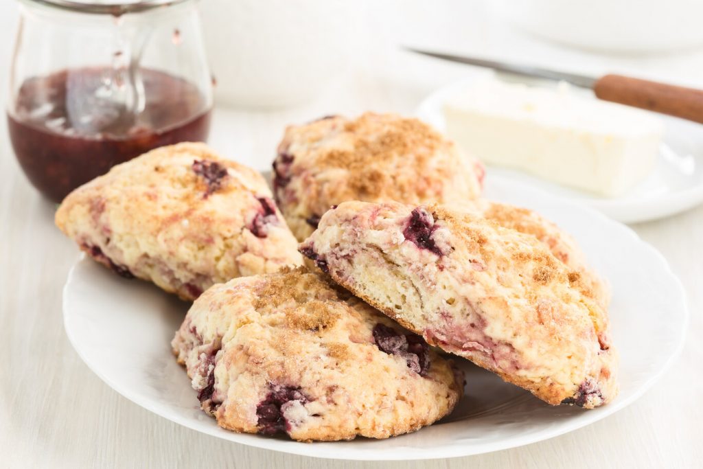 Cherry Scones Recipe, cherry scones with cherry jam