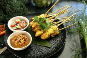 chicken satay with peanut butter dipping