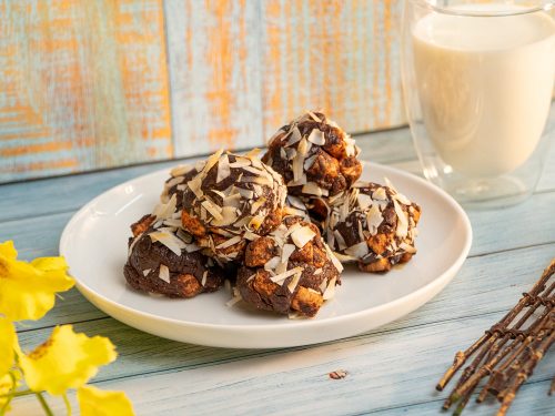 chocolate-marshmallow-haystacks-recipe