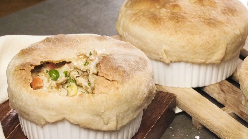 Copycat-Boston-Market-Rotisserie-Chicken Pot Pie