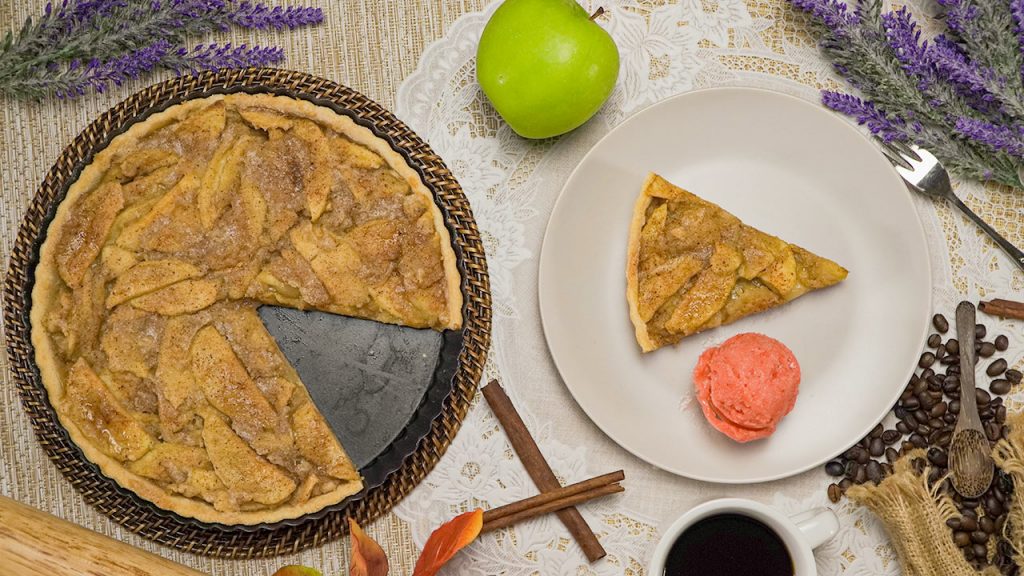 copycat-cracker-barrel's-open-faced-apple-pie-recipe