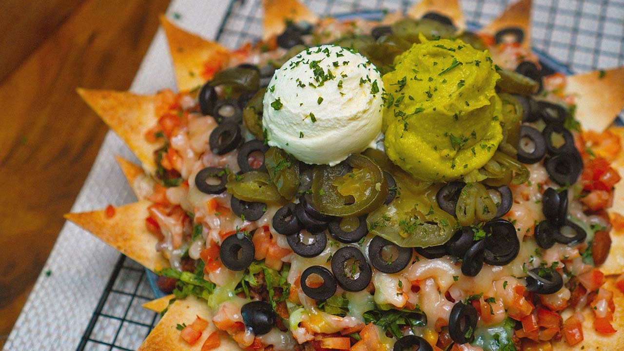 Copycat Hooters Tex Mex Nachos Recipe - Recipes.net