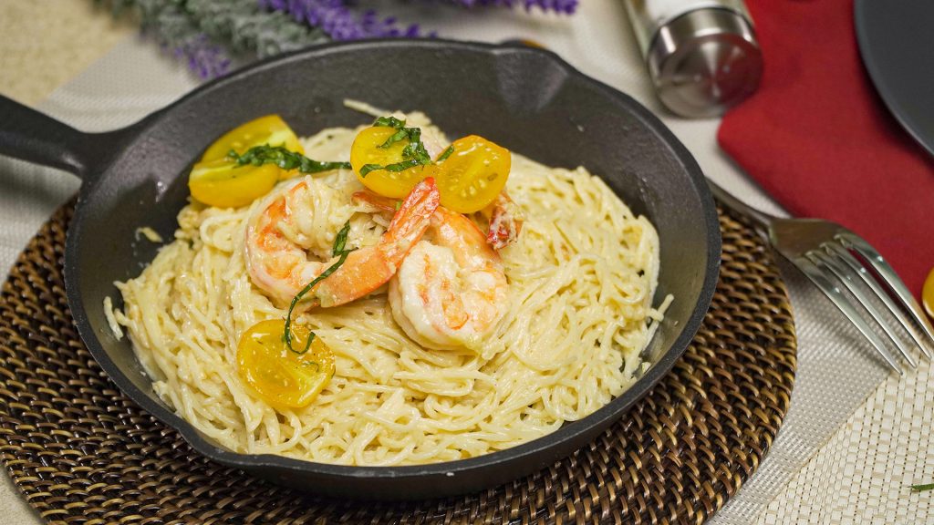 Copycat Olive Garden Shrimp Pasta