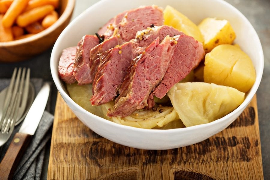 corned beef and cabbage dinner