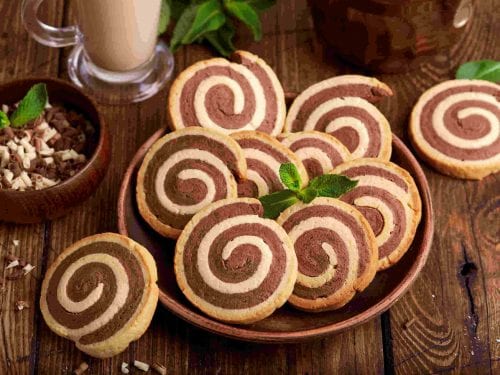 Date-Nut Pinwheel Cookies Recipe, how to make pinwheel cookies, date nut and cookies