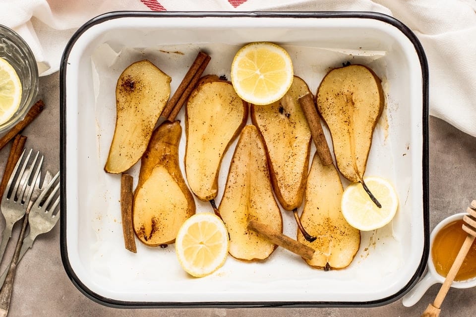 Diabetic-Friendly Perfectly Poached Pears Recipe