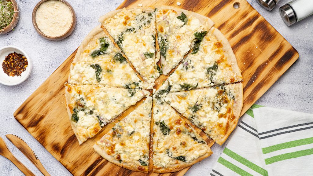 Domino's Spinach and Feta Pizza Recipe, homemade spinach feta cheese pizza, pizza with feta cheese and spinach