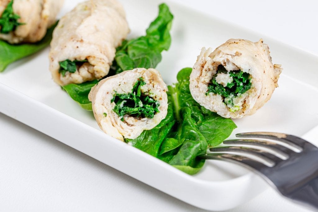 chicken rolls filled with spinach