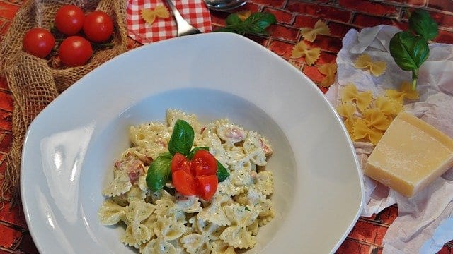 creamy bowtie pasta with basil