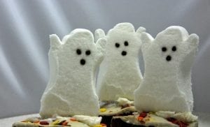 Halloween Crispy Marshmallow Ghosts Recipe