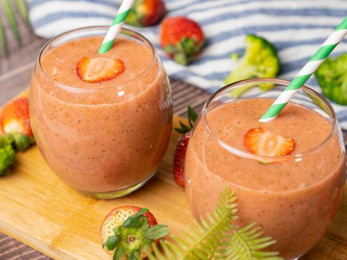 Healthy Strawberry and Broccoli Smoothie Recipe, healthy green smoothie drink, green smoothie recipes