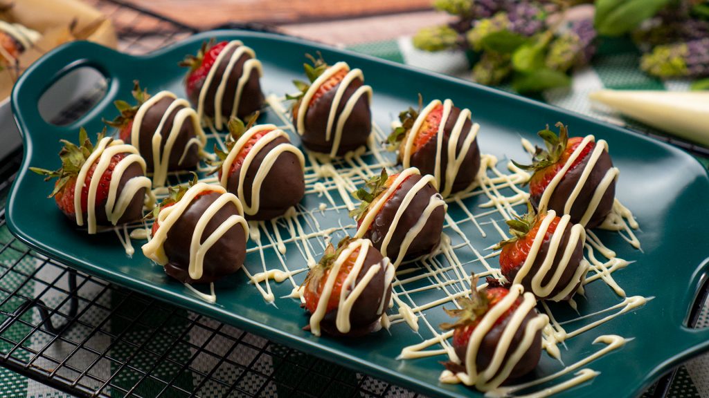mint-chocolate-covered-strawberries-recipe