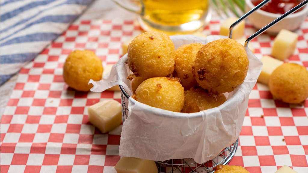 Mozzarella Poppers