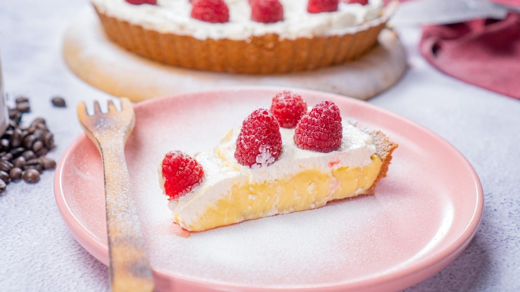 no-bake-raspberry-pudding-pie-recipe