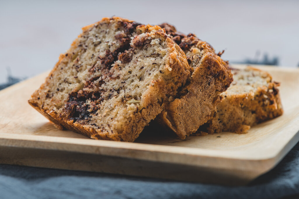 Nutella Banana Bread Recipe, marbled chocolate swirl nutella stuffed banana cake recipe