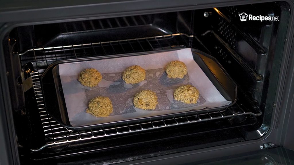 Baking Cookies In A Dash Mini Toaster Oven - Mrs. Fields Rainbow