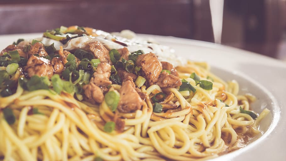 creamy chicken and noodles