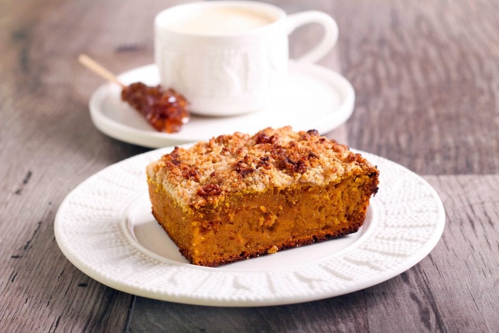 Pumpkin Coffee Cake Recipe, easy homemade spiced pumpkin coffee cake with streusel crumb topping