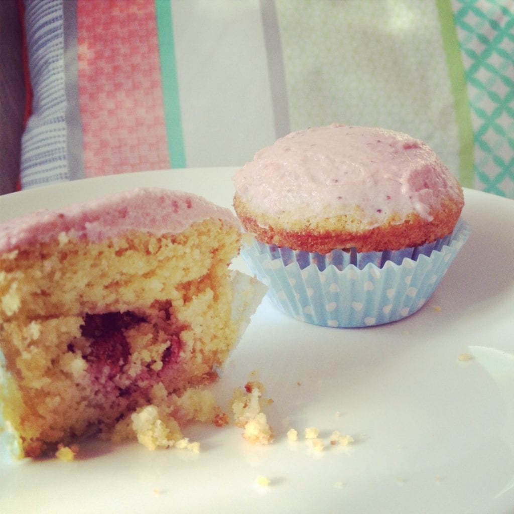 Raspberry-White Chocolate Muffins Recipe