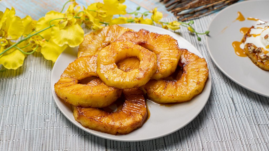 rum-soaked-grilled-pineapple-recipe
