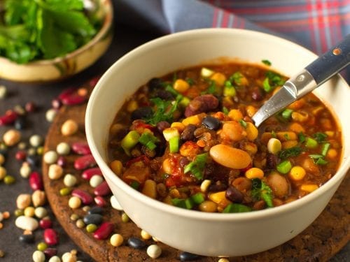 Slow cooker ground beef and lentil chili recipe