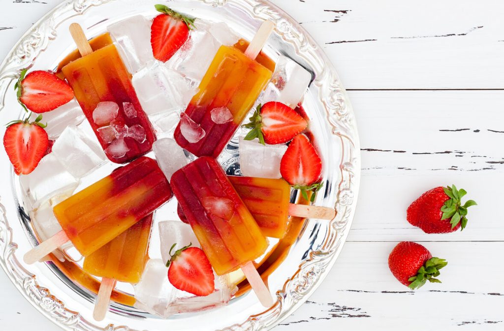 Strawberry Peach Vodka Popsicles Recipe, alcoholic boozy ice pops with strawberry and peach