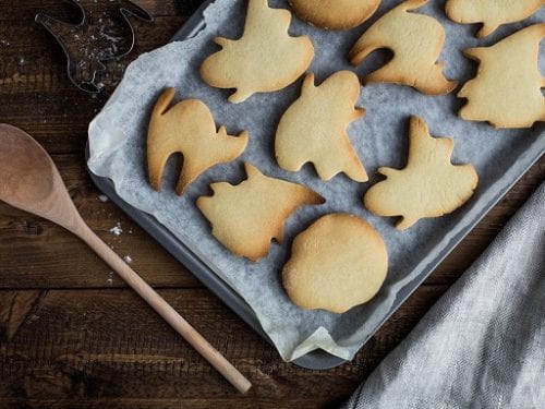 Super Crisp Sugar Cookies that Will Melt in Your Mouth
