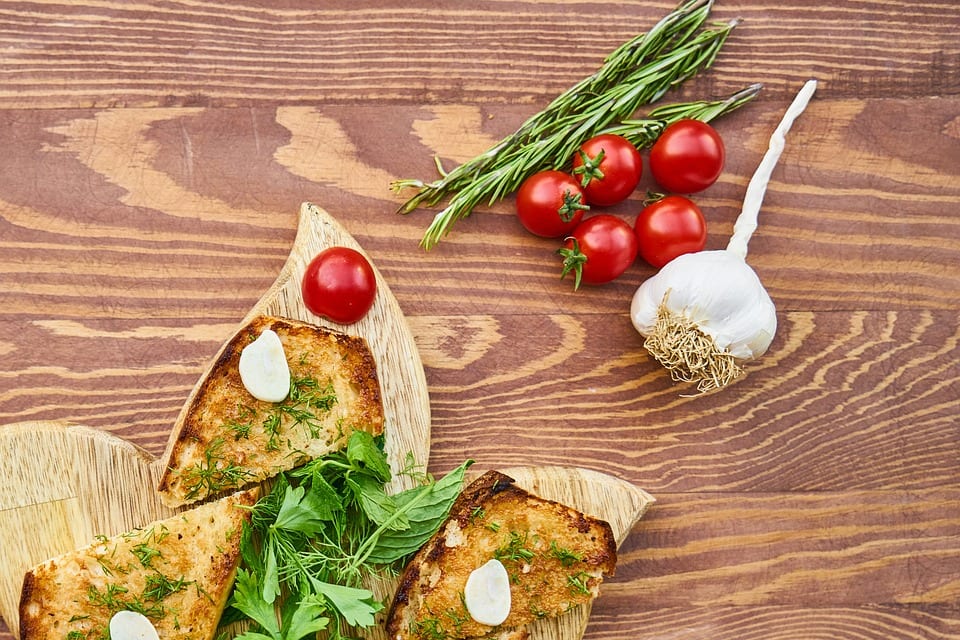 Tomato Bread Recipe, made using fresh tomatoes, garden herbs and active dry yeast