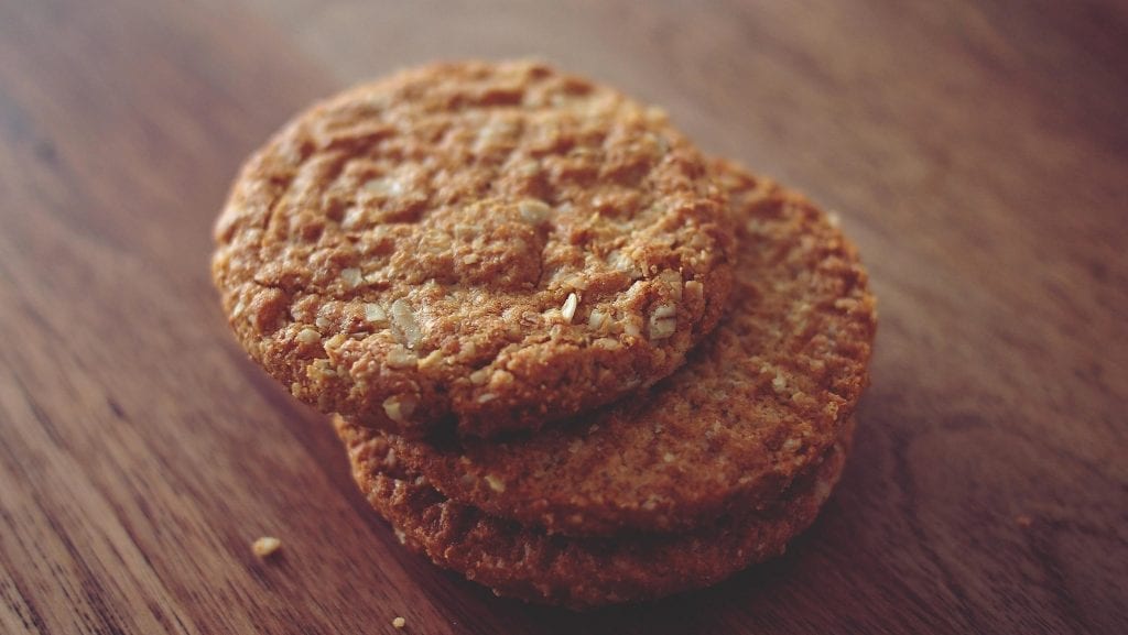 round nut cookies