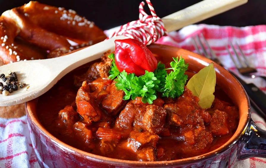 Crockpot Goulash Recipe, homemade goulash with beef and paprika