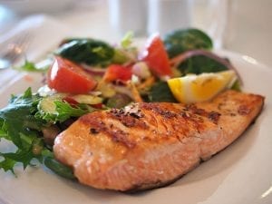 Salmon Baked in Milk with Bay Leaf and Onion Recipe