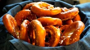 Red Robin’s Copycat Pretzel Bites Recipe