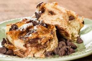 Amazing Crockpot Chocolate Chip Bread Pudding Recipe