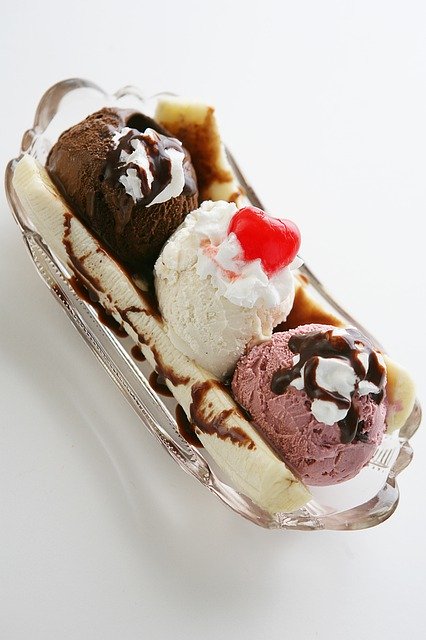 All-American Banana Split Recipe: How to Make It