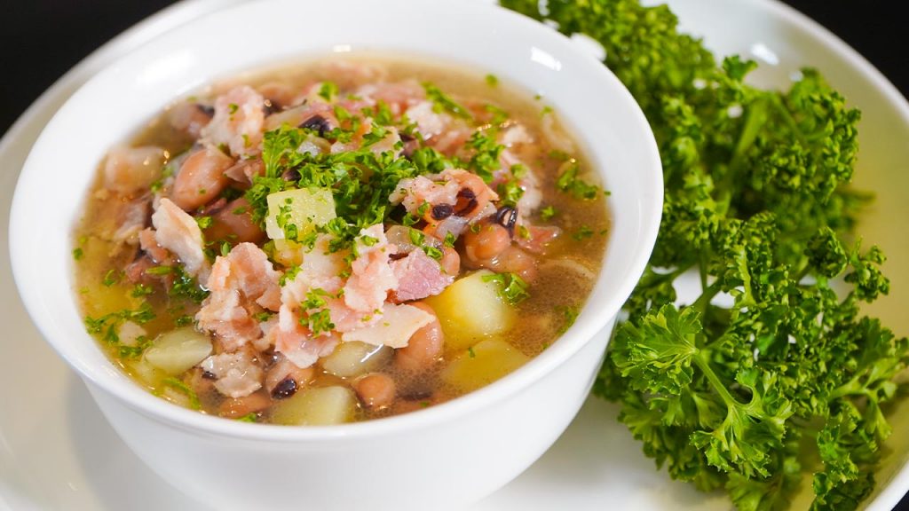 Black-eyed Peas and Bacon Soup