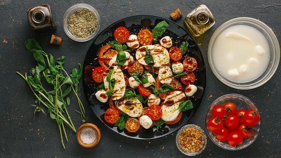 Tomato Caprese Salad with California Balsamic Vinegar Recipe